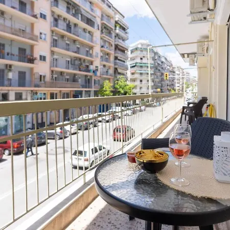 Appartement Spacious Modern In The Heart Of Center