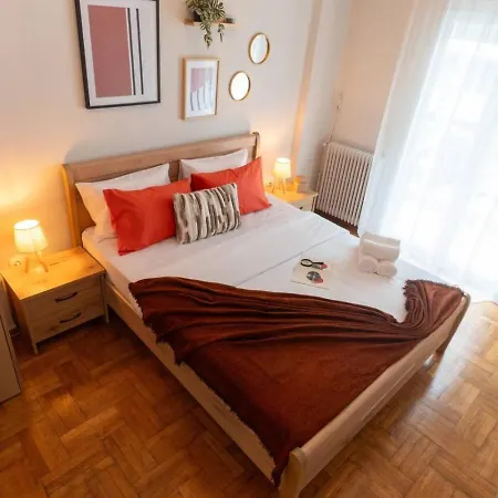 Spacious Modern In The Heart Of Center Thessaloniki